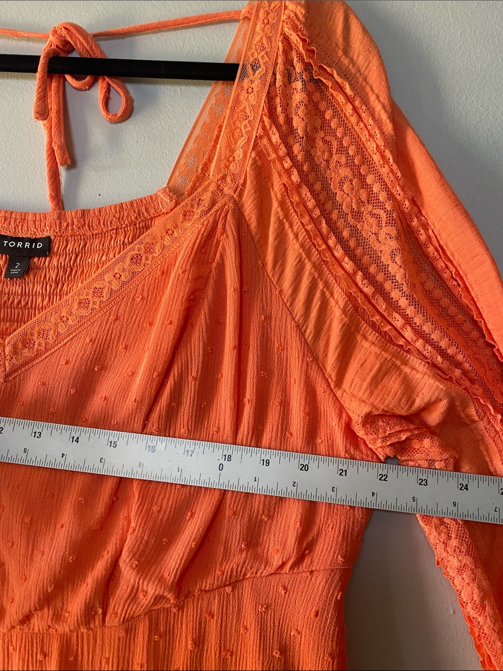 Torrid Peplum Gauze Clip Dot Smocked Tie-Back Top Women’s 2 2X Coral Blouse - Picture 14 of 16